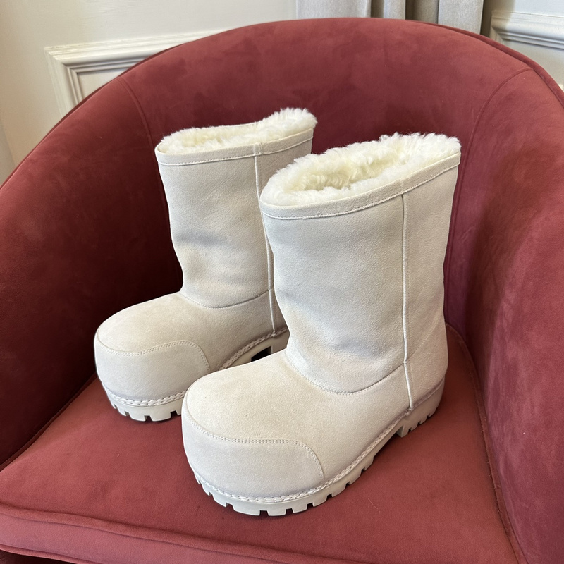Balenciaga Winter Boots (Middle-Top)