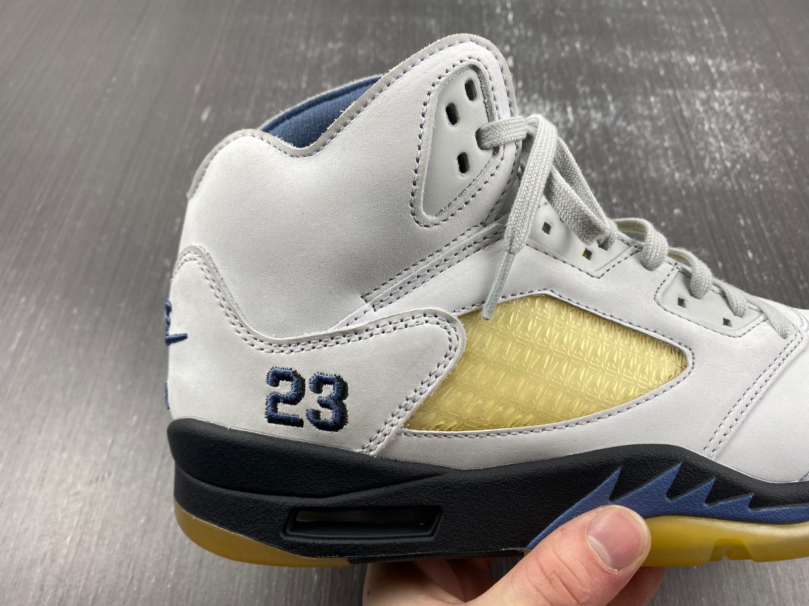 A Ma Maniere x Air Jordan 5 Dawn Photon Dust FZ5758-004