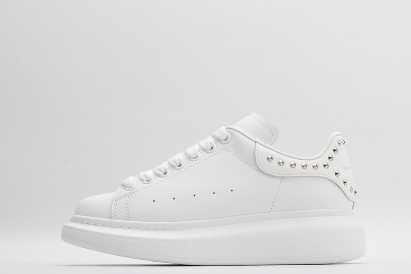 MCQUEEN OVERSIZED SNEAKER