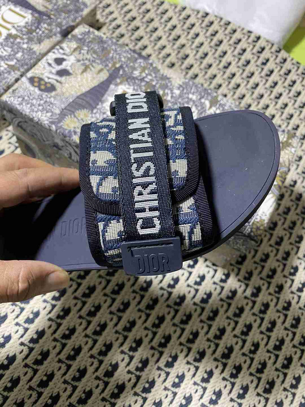 DIOR EVOLUTION SANDAL