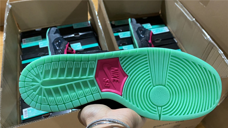 Premier x Nike SB Dunk Low Premium “Northern Lights” 724183-063