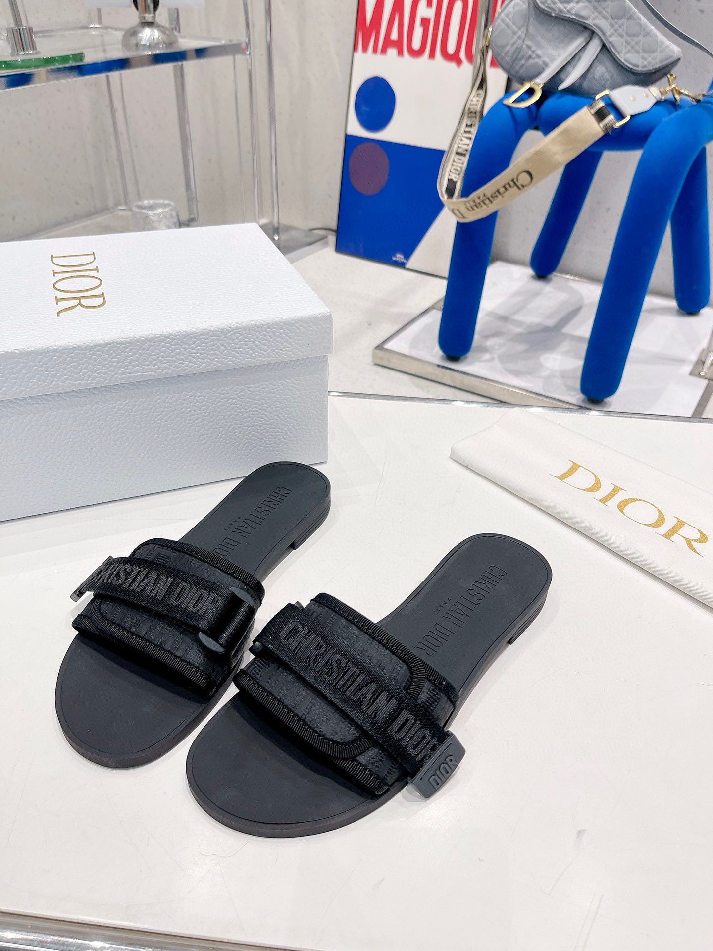 DIOR  EVOLUTION SANDAL