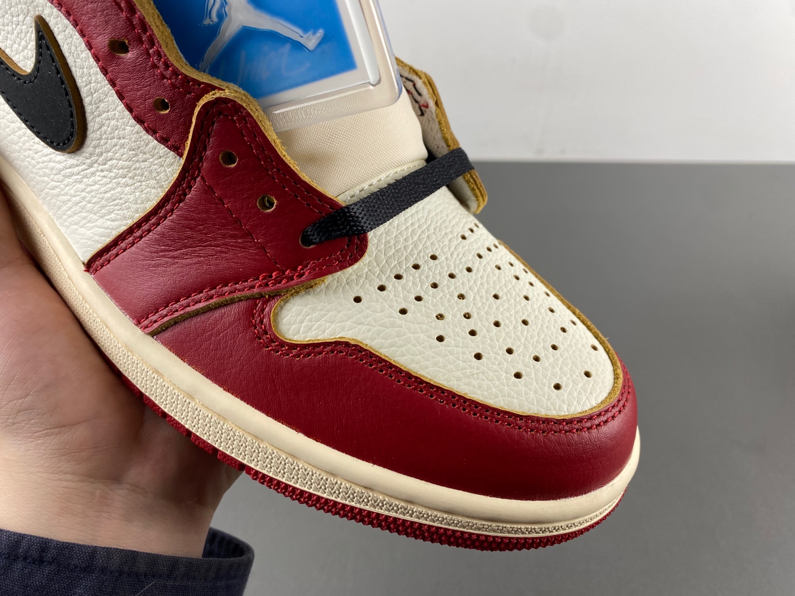 Union LA x Air Jordan 1 High OG “Chicago”  HV8563-600