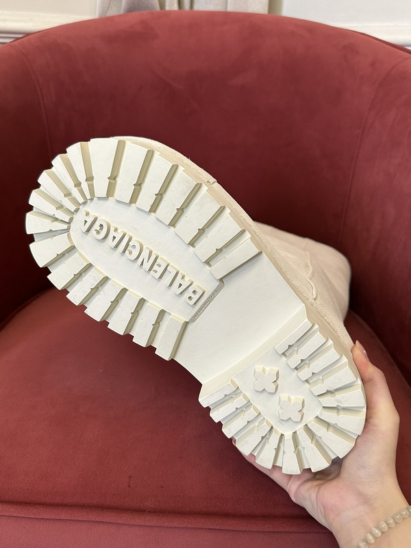 Balenciaga Winter Boots (High-Top)