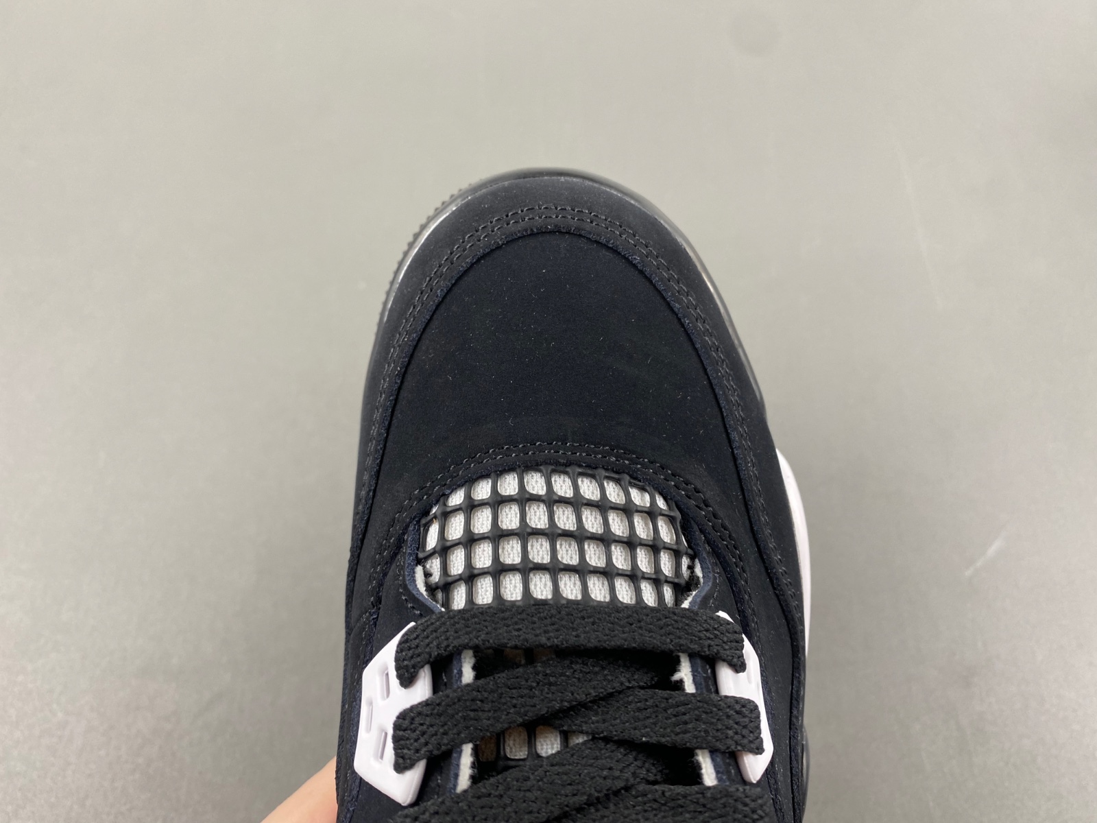 Air Jordan 4 Retro White Thunder (GS) FQ8213-001