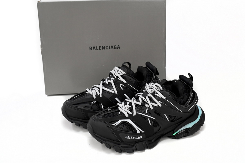 Balenciaga Tess Black And White LED 542023 W1GB1 2045