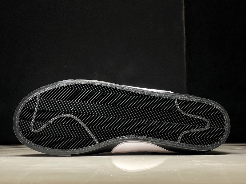 Nike OW x Blazer Mid 