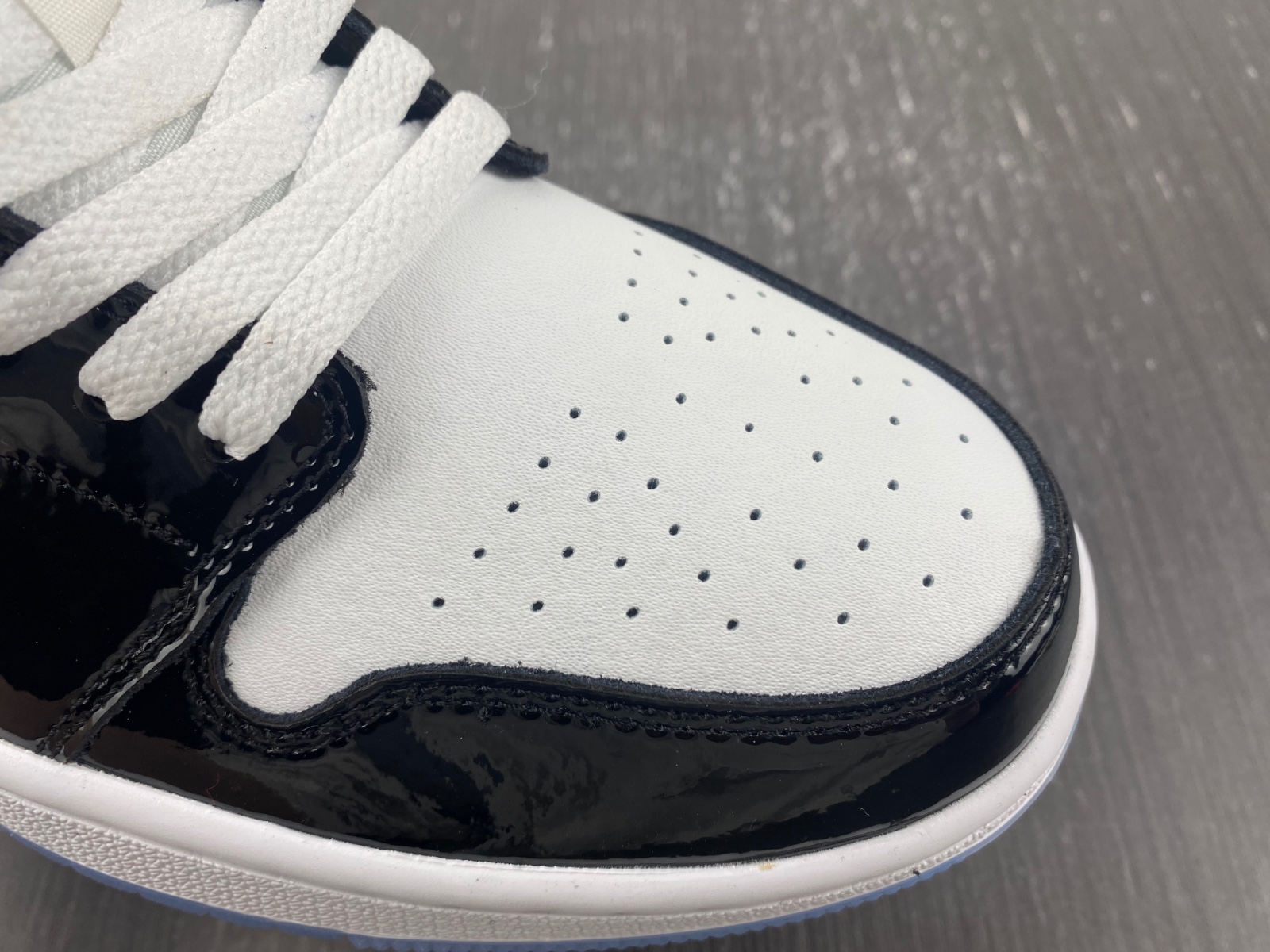 Air Jordan 1 Low "Concord" DV1309-100
