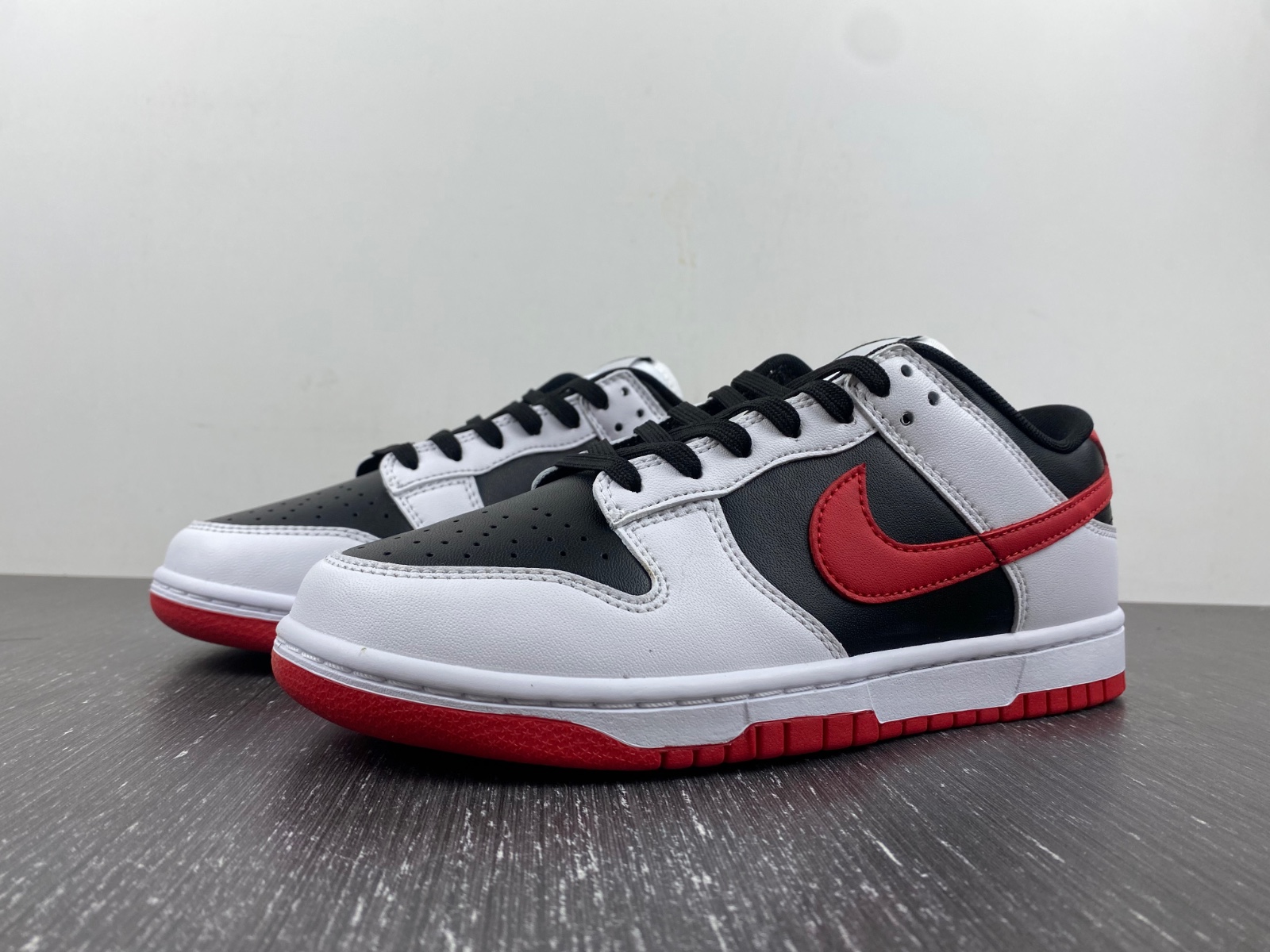 Nike Dunk Low "White/Black/Red" FD9762-061