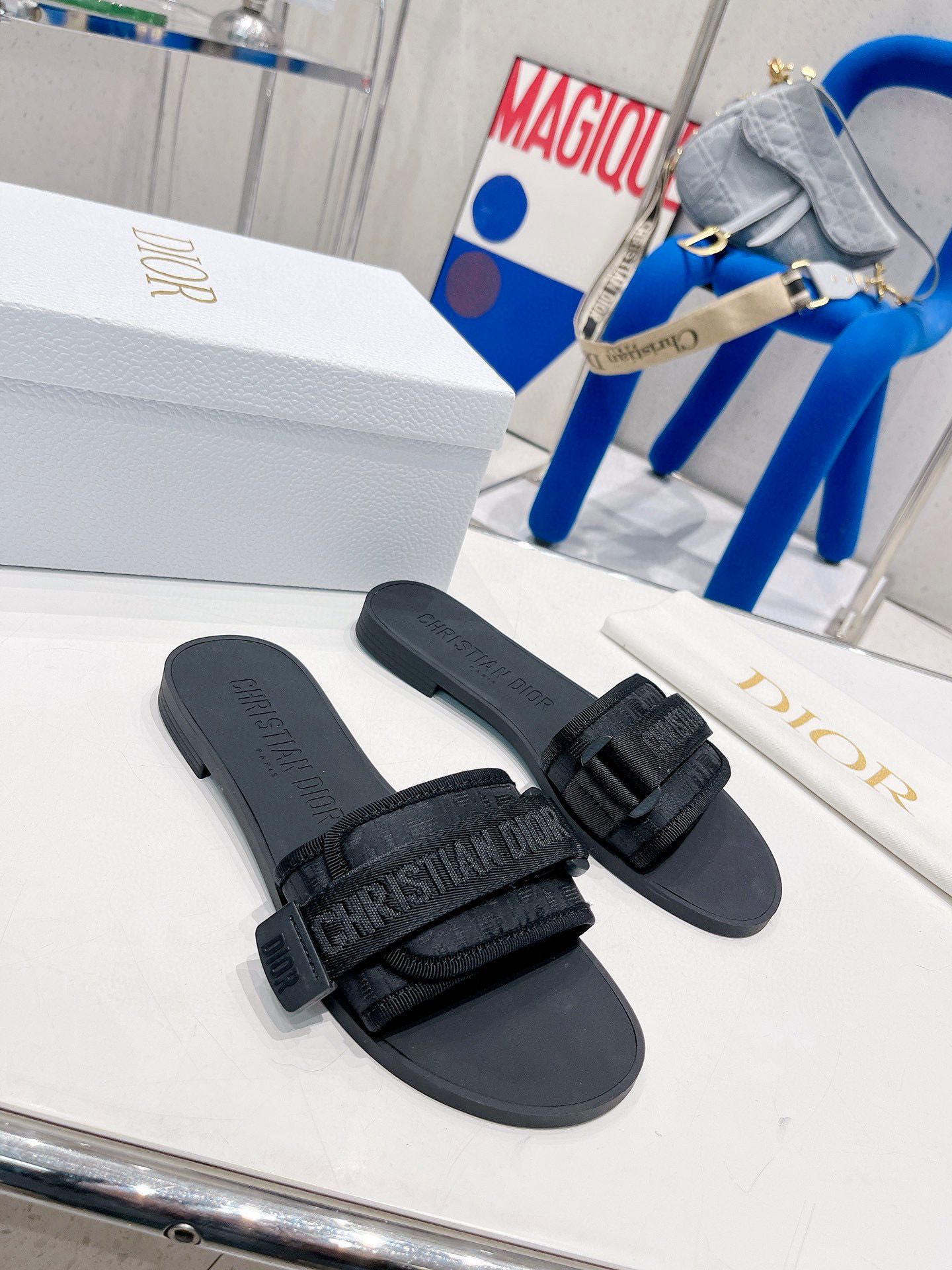 DIOR  EVOLUTION SANDAL