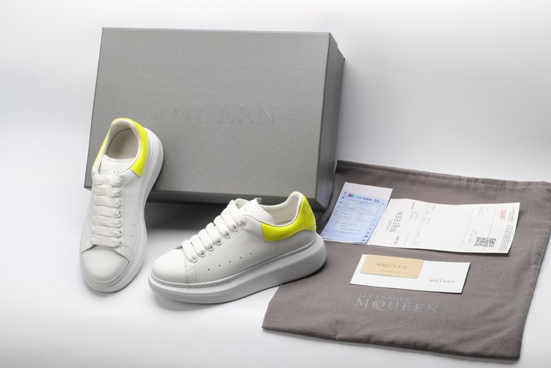 MCQUEEN OVERSIZED SNEAKER