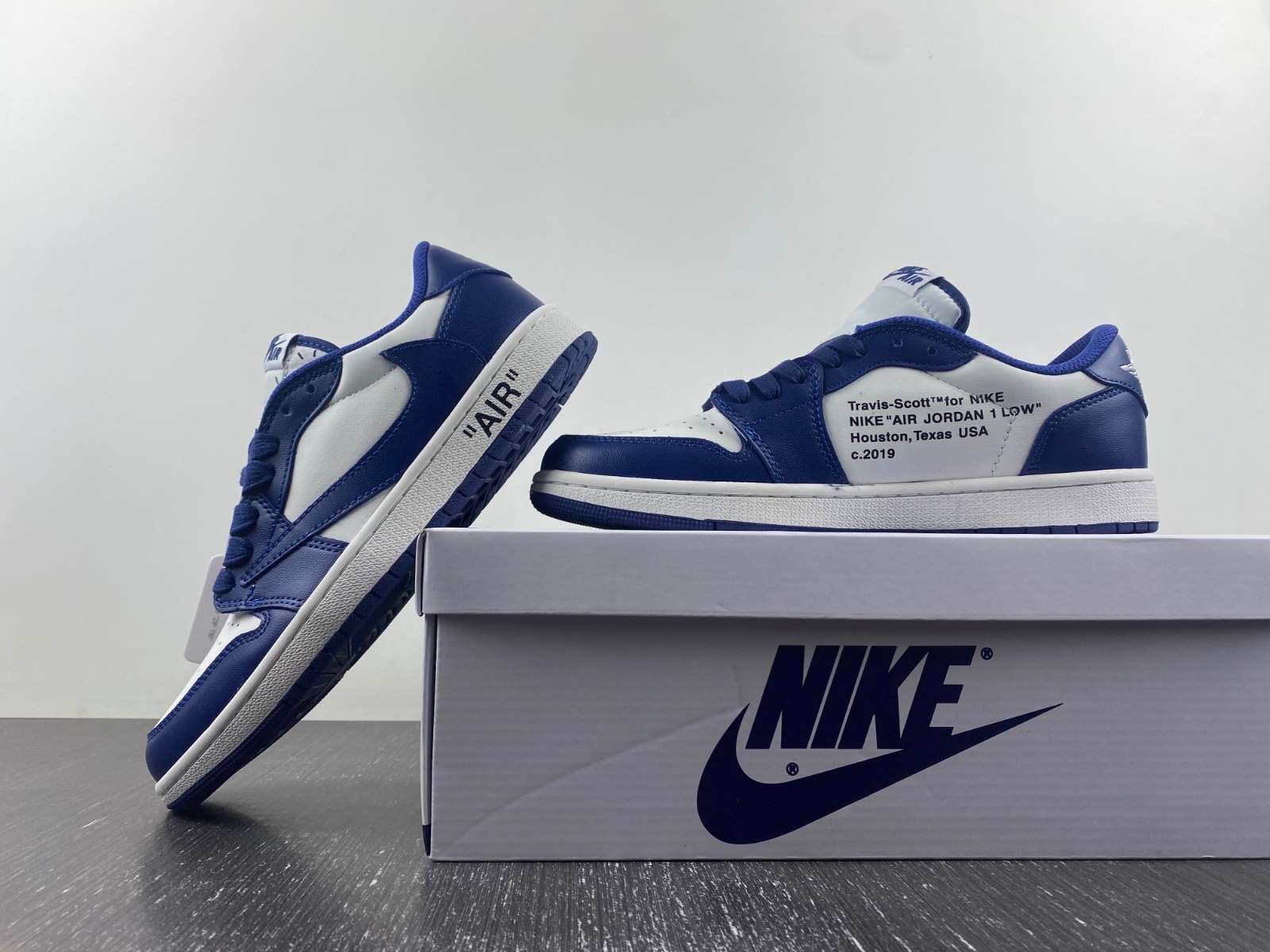 OFF-WHITE x Travis Scott x Air Jordan 1 OW custom