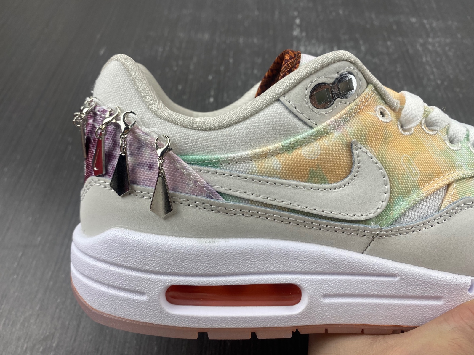 Nike Air Max 1 Metal Charms FJ7734-101