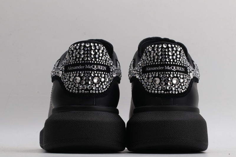 MCQUEEN OVERSIZED SNEAKER