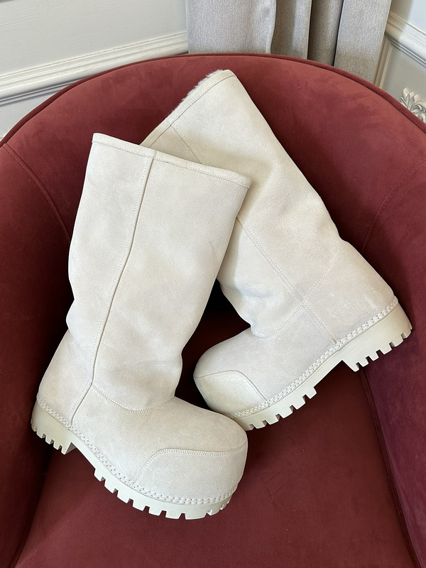 Balenciaga Winter Boots (High-Top)