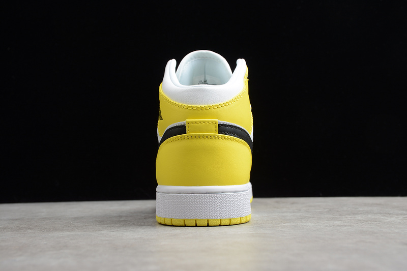 Air Jordan 1 Mid GS "Dynamic Yellow" AV5174-700