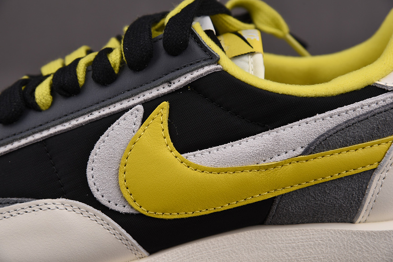 Nike Vaporwaffle sacai Sesame Dark Iris DD1875-500