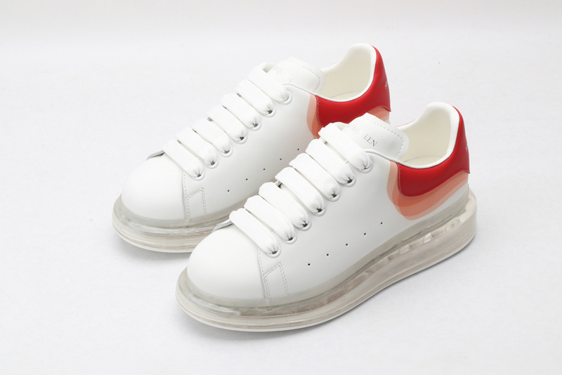 MCQUEEN OVERSIZED SNEAKER