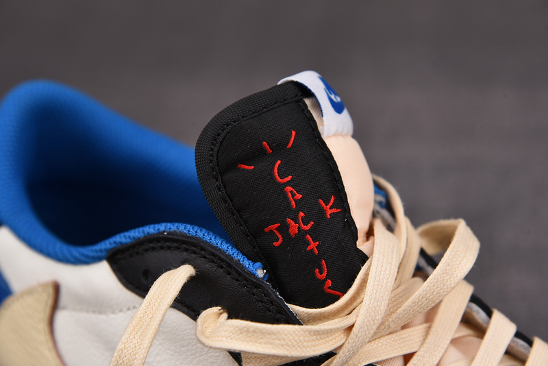 Travis Scott Fragment Air Jordan 1 Low DM7866-140