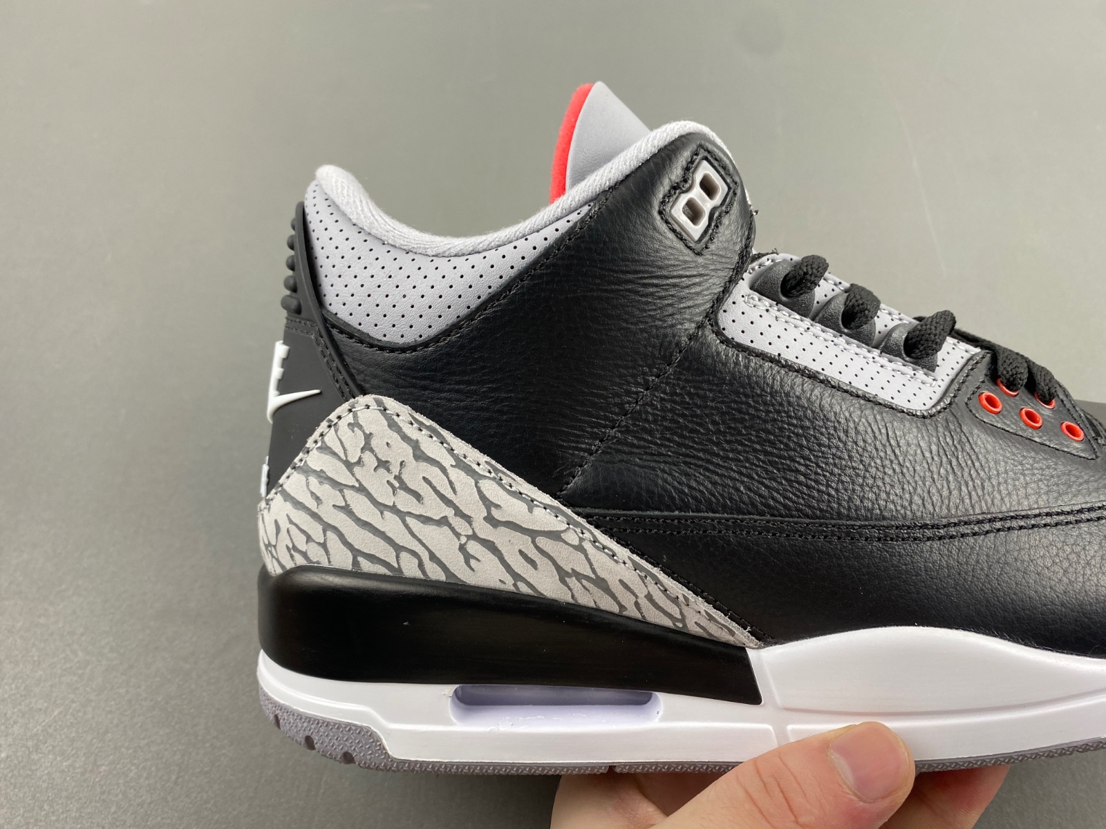 Air Jordan 3 OG “Black Cement”  SKU:DN3707-010