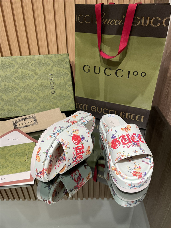 GUCCI WOMEN