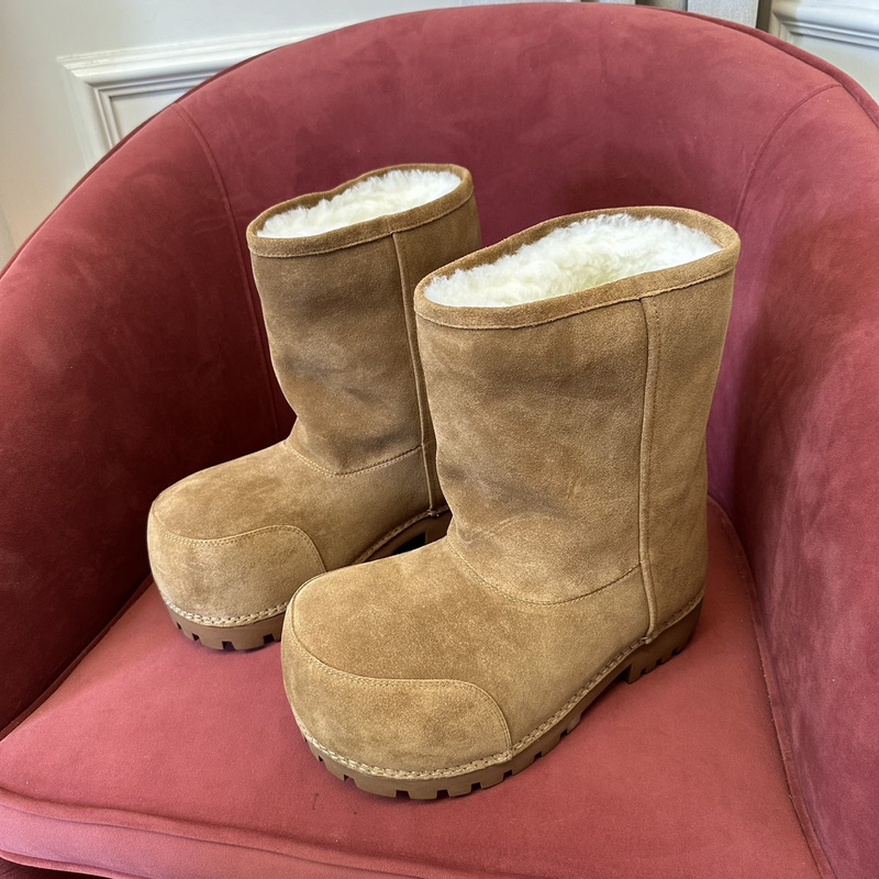 Balenciaga Winter Boots (Middle-Top)
