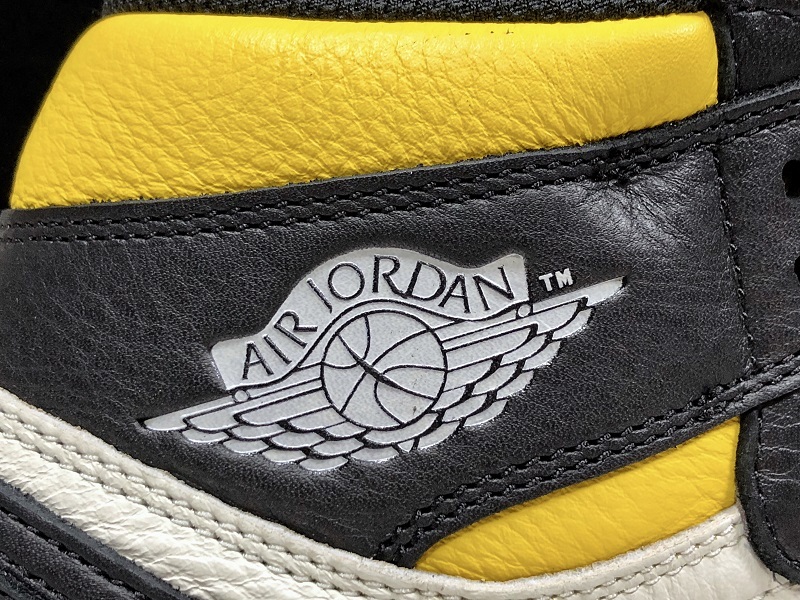 Air Jordan 1 Retro High OG NRG "Not For Resale" 861428-107