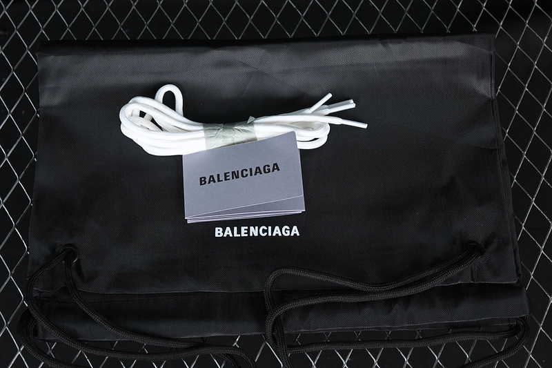 Balenciaga TRIPLE S TRAINER