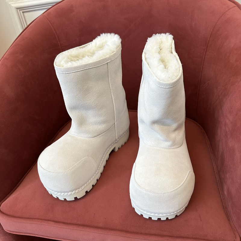 Balenciaga Winter Boots (Middle-Top)