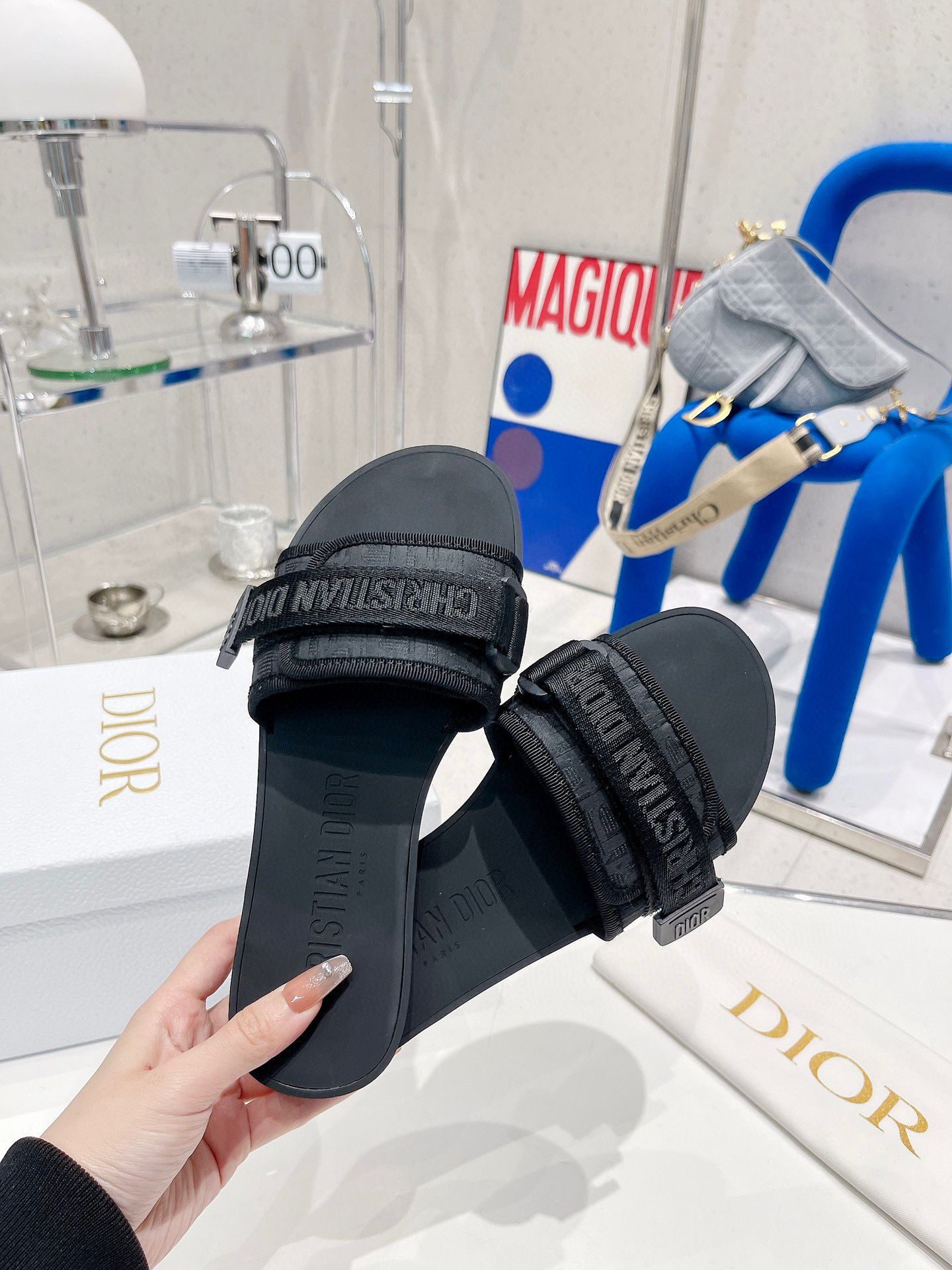 DIOR  EVOLUTION SANDAL