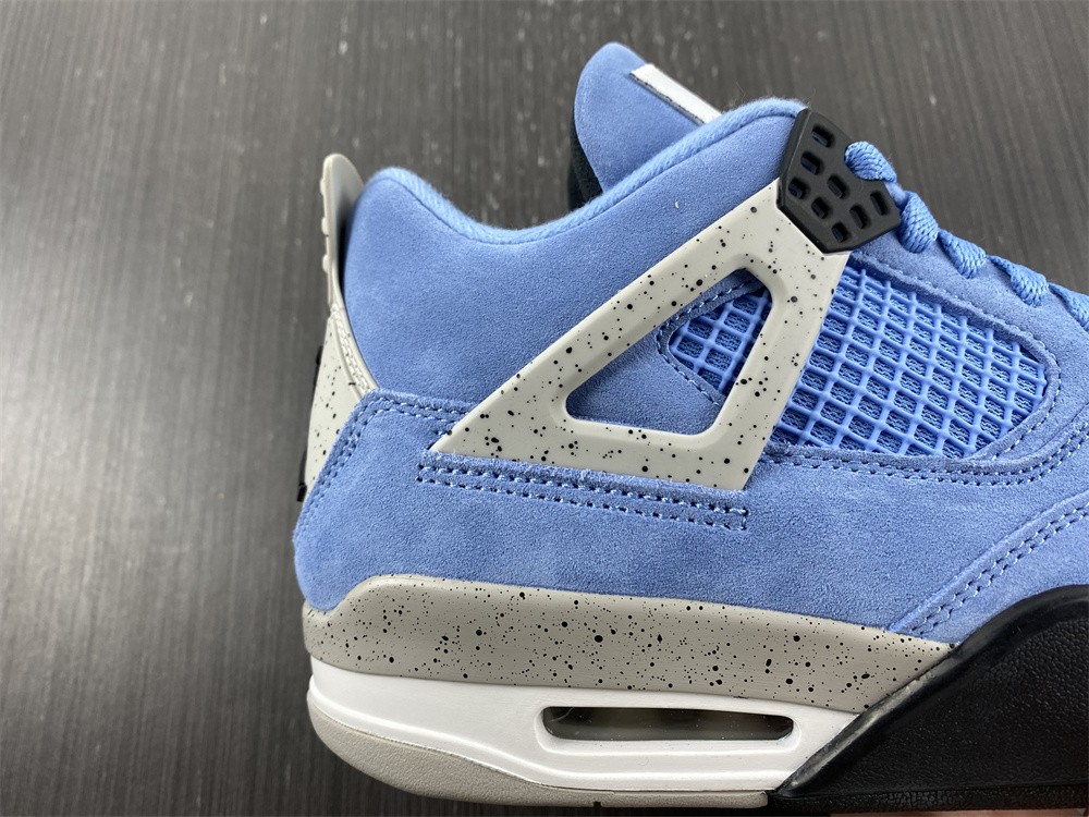 Air Jordan 4 University Blue CT8527-400
