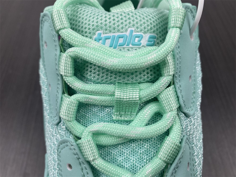 Balenciaga TRIPLE S TRAINER