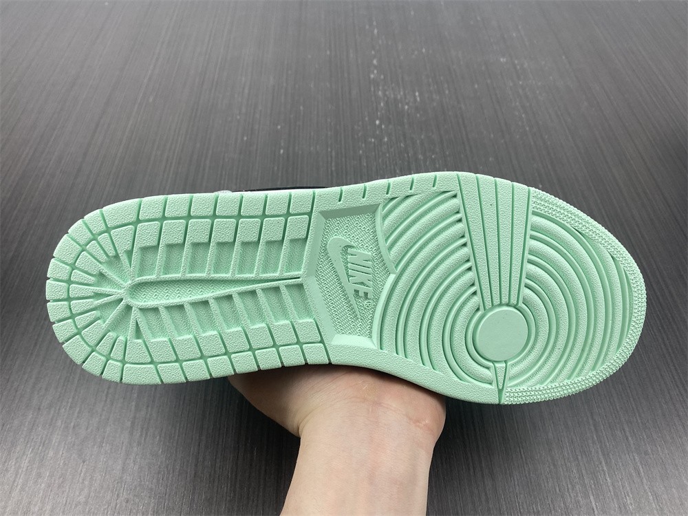 Air Jordan 1 Low "Tie-Dye" DM1199-100