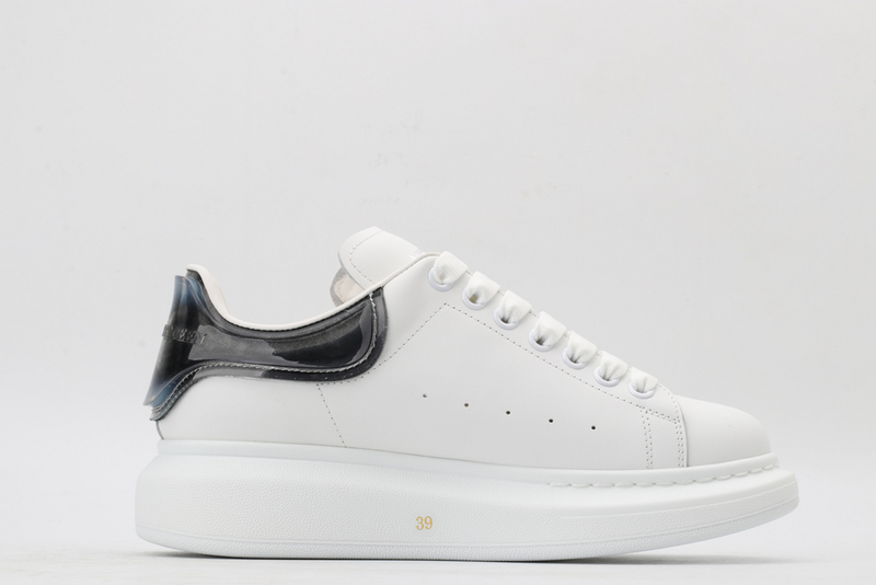 MCQUEEN OVERSIZED SNEAKER