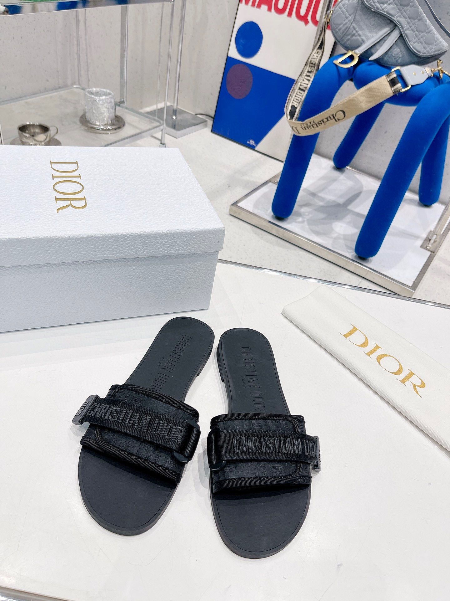 DIOR  EVOLUTION SANDAL