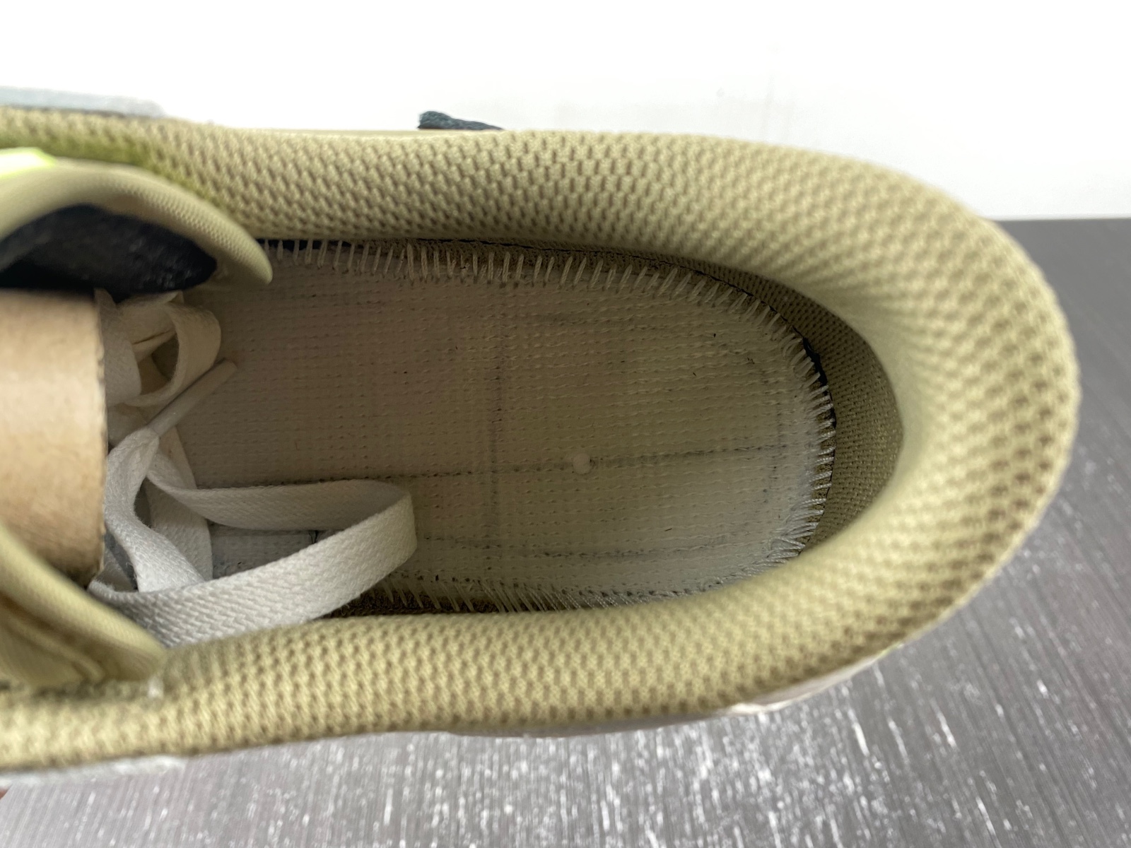 Travis Scott x Air Jordan 1 Low Golf FZ3124-200