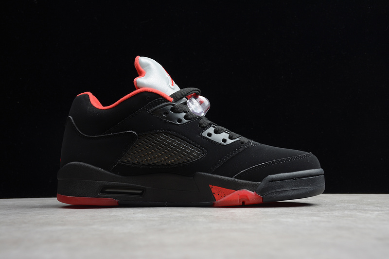 Air Jordan 5 Retro Low 