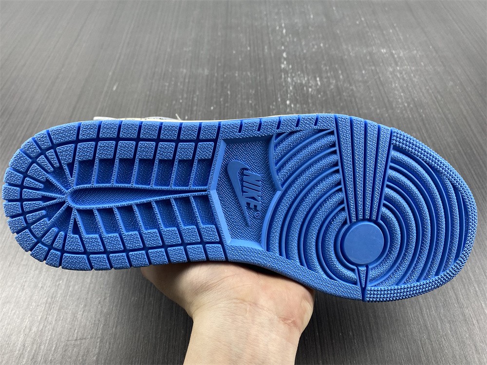 PS5 x OW Air Jordan 1 unknow