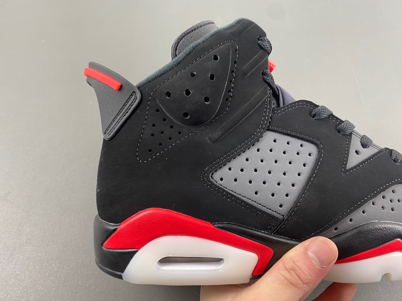 Air Jordan 6 “Fire Red”    CT8529-064