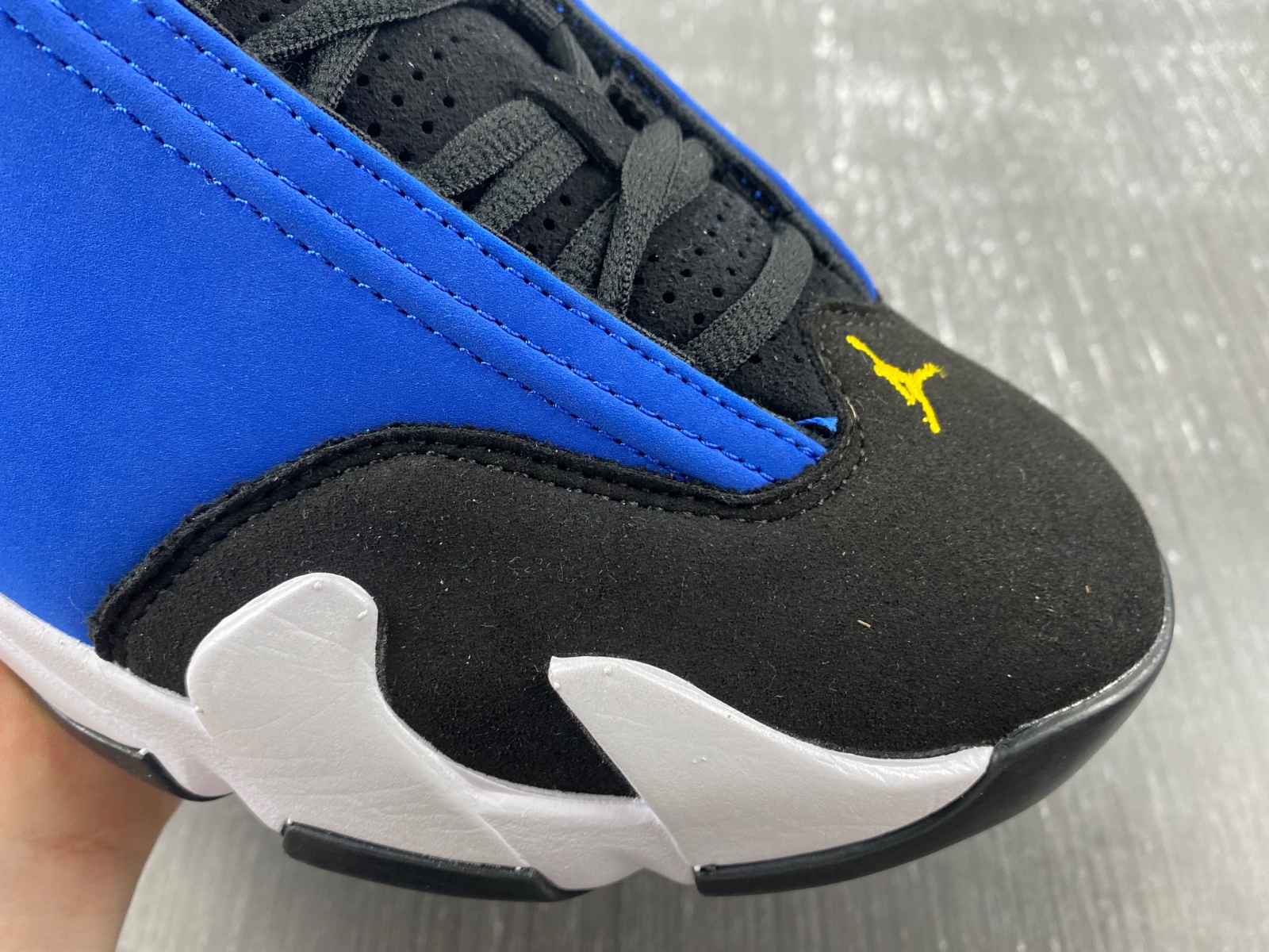 Air Jordan 14 "Laney" 487471-407