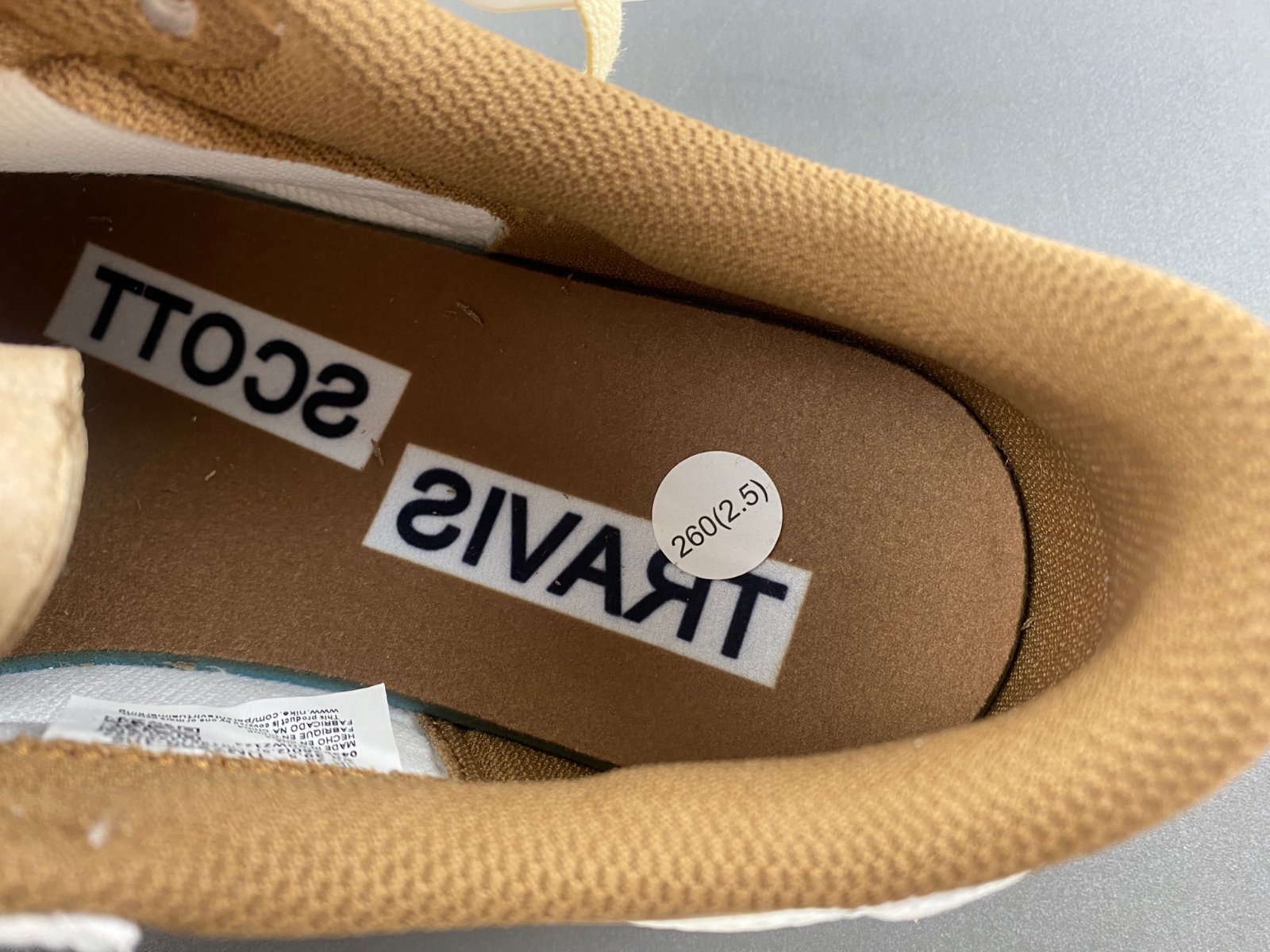 Travis Scott x Air Jordan 1 Low OG  DM7866-106