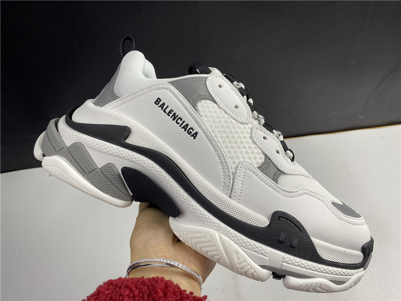 Balenciaga TRIPLE S TRAINER