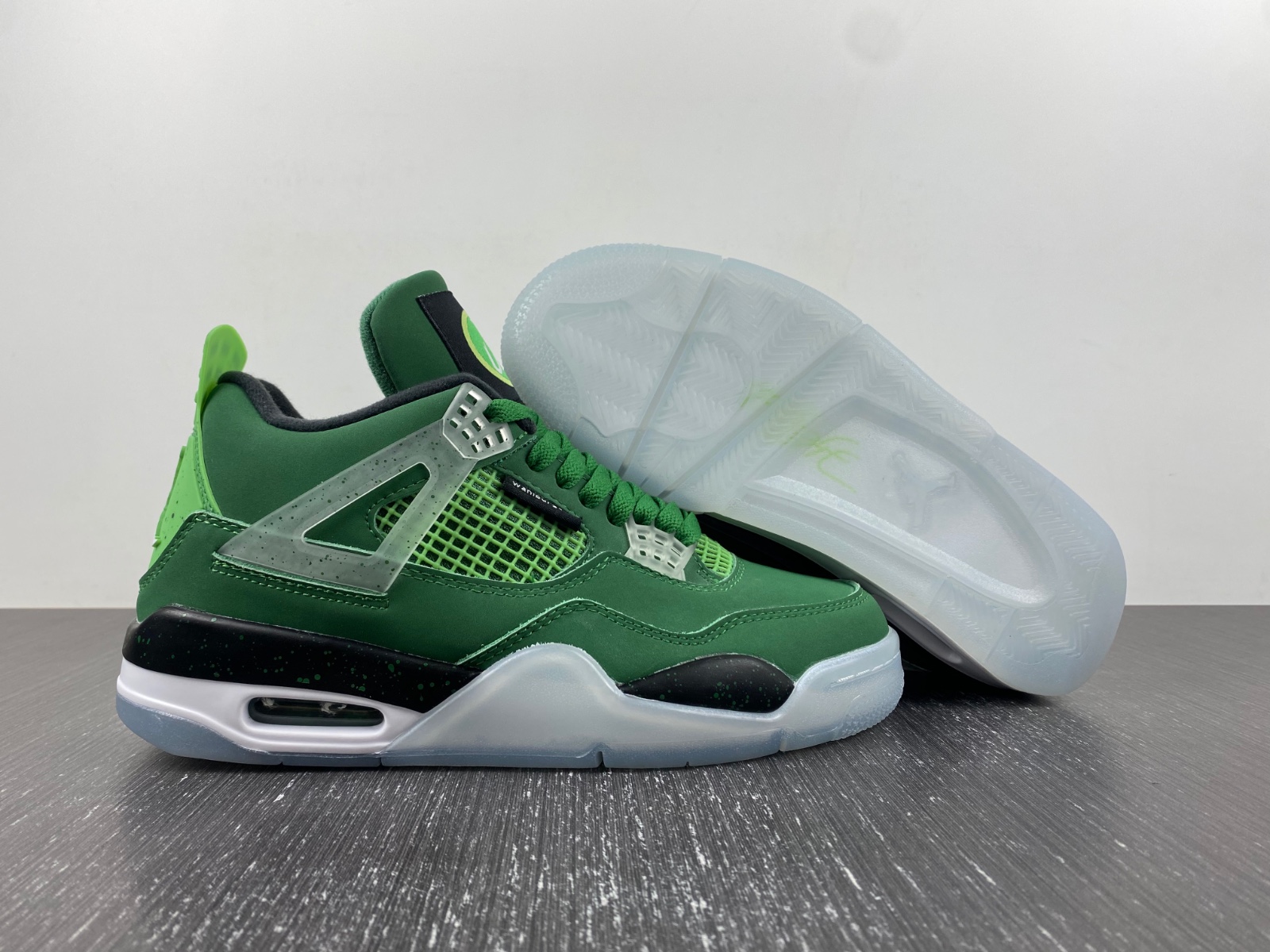 Nike  Air Jordan 4 PE customize