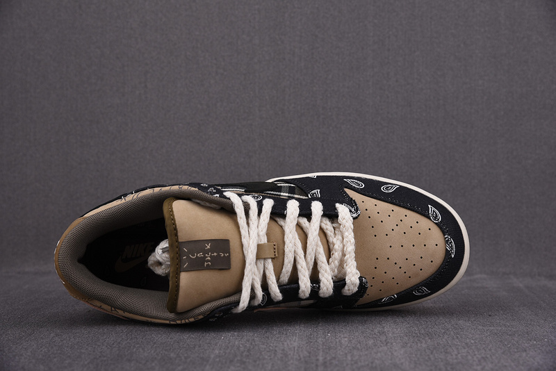 Travis Scott Nike SB Dunk Low CT5053-001