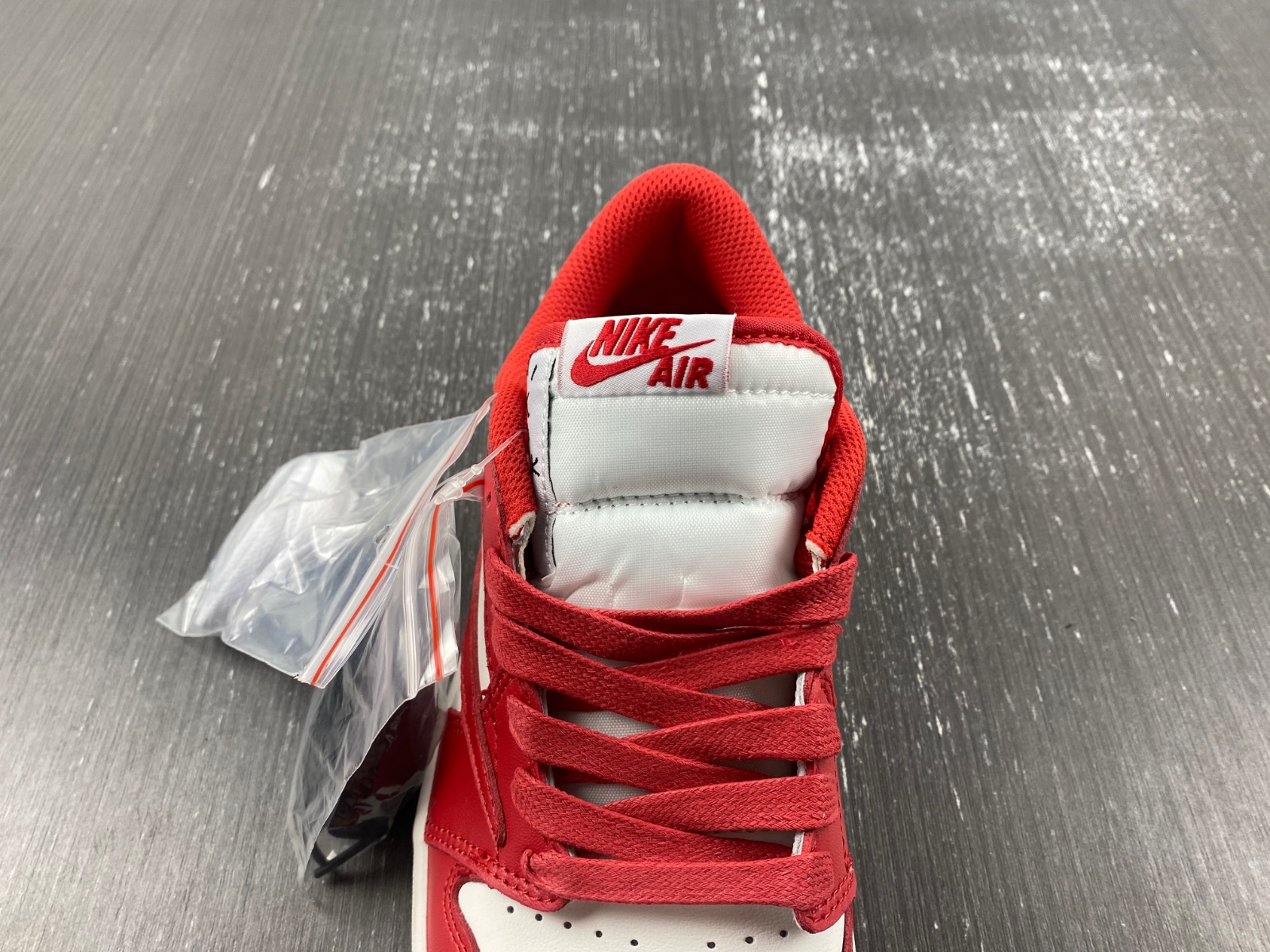 OFF-WHITE x Travis Scott x Air Jordan 1 custom