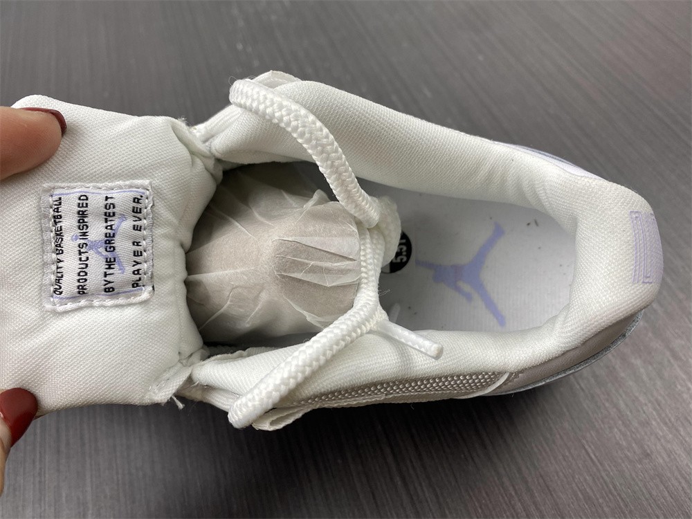 Air Jordan 11 Retro Low Pure Violet AH 7860-101