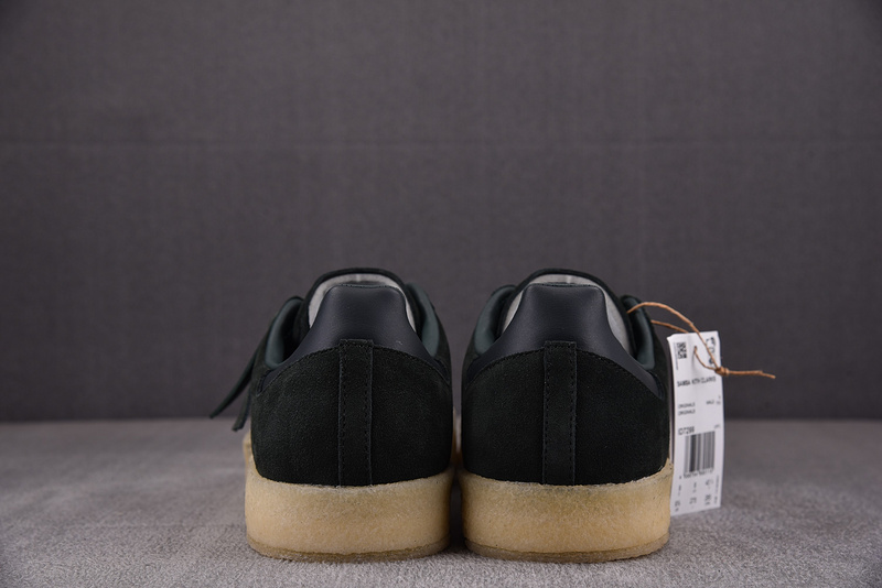 Ronnie Fieg x Clarks x 8th Street Samba 