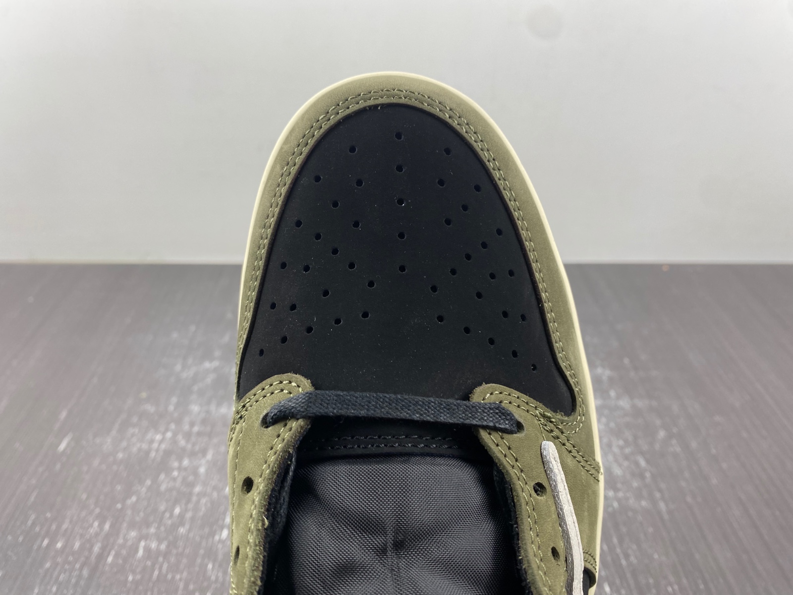 TRAVIS SCOTT X AIR JORDAN 1 LOW OG SP 