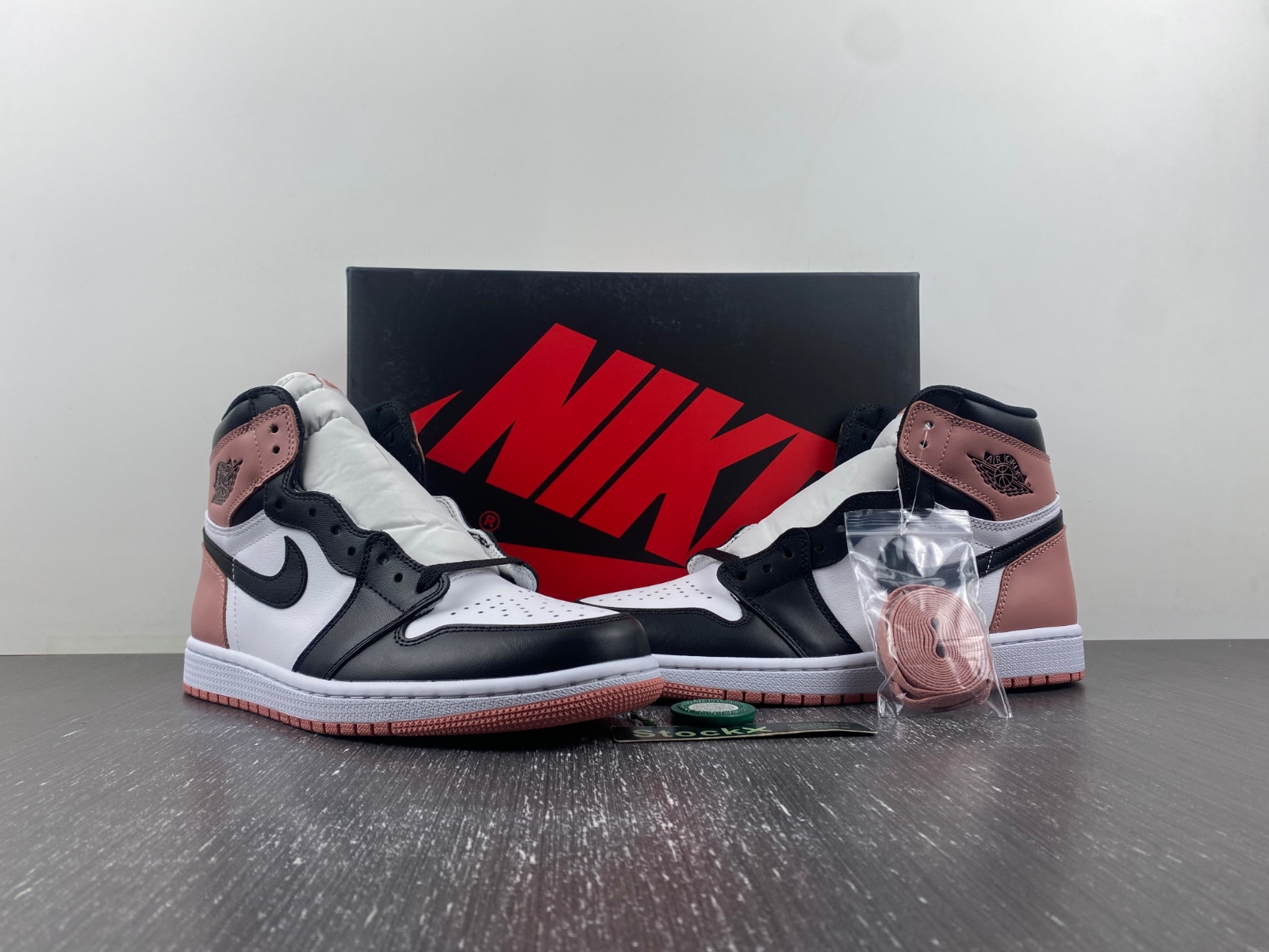 Air Jordan 1 Retro High NRG 