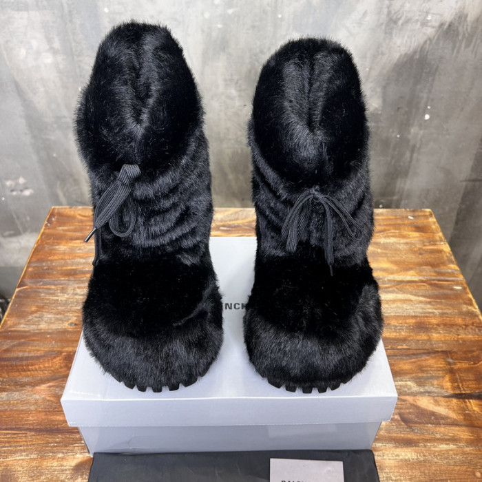 Balenciaga Winter Boots